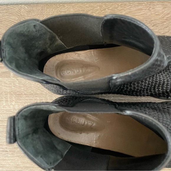 Schutz Black Studded Chelsea Boots, Size 9.5 - Picture 8 of 9